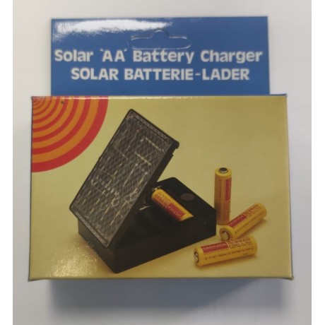 Cargador SOLAR de baterías AA